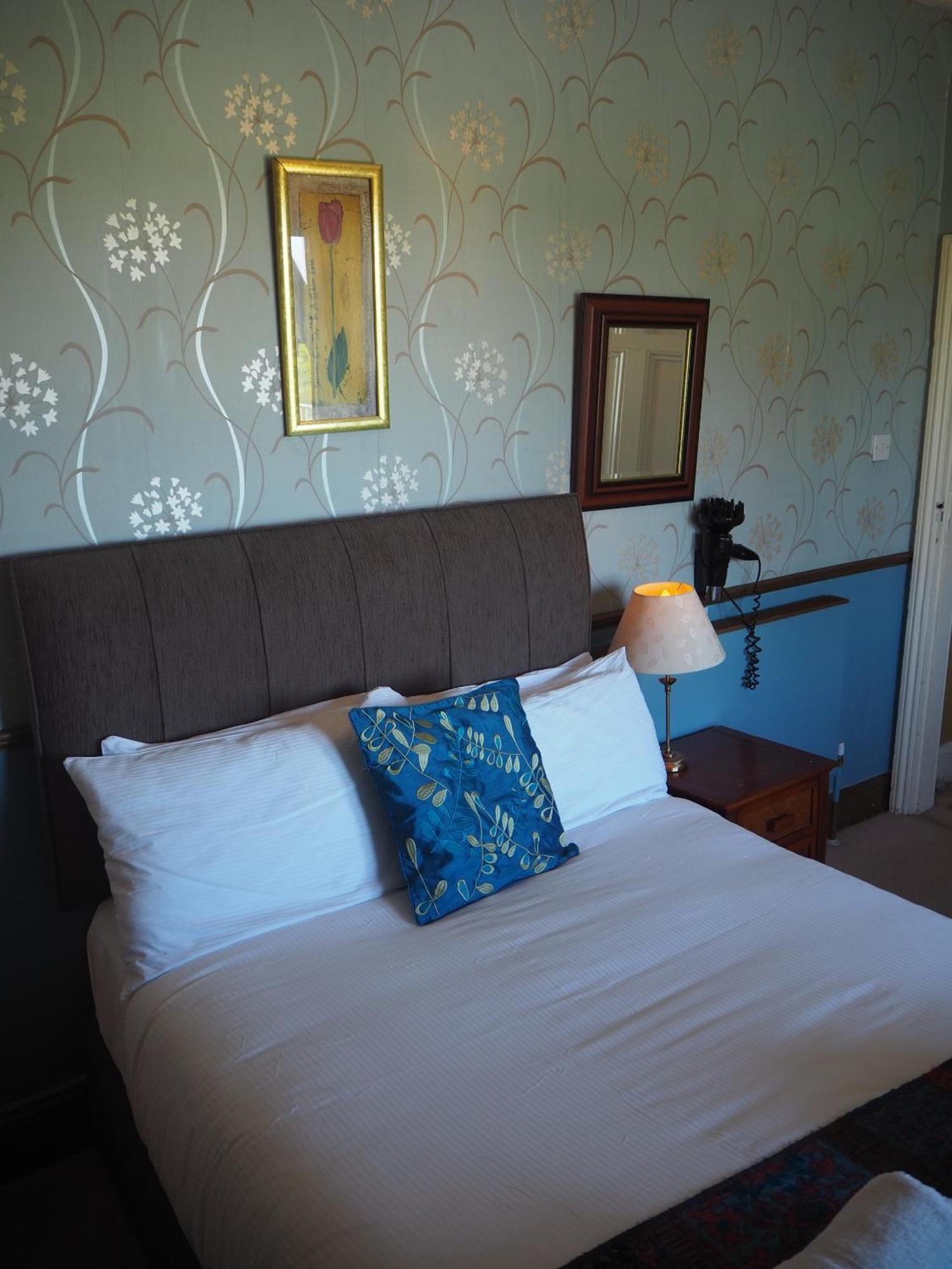 Meare Manor Hotel Glastonbury Room photo