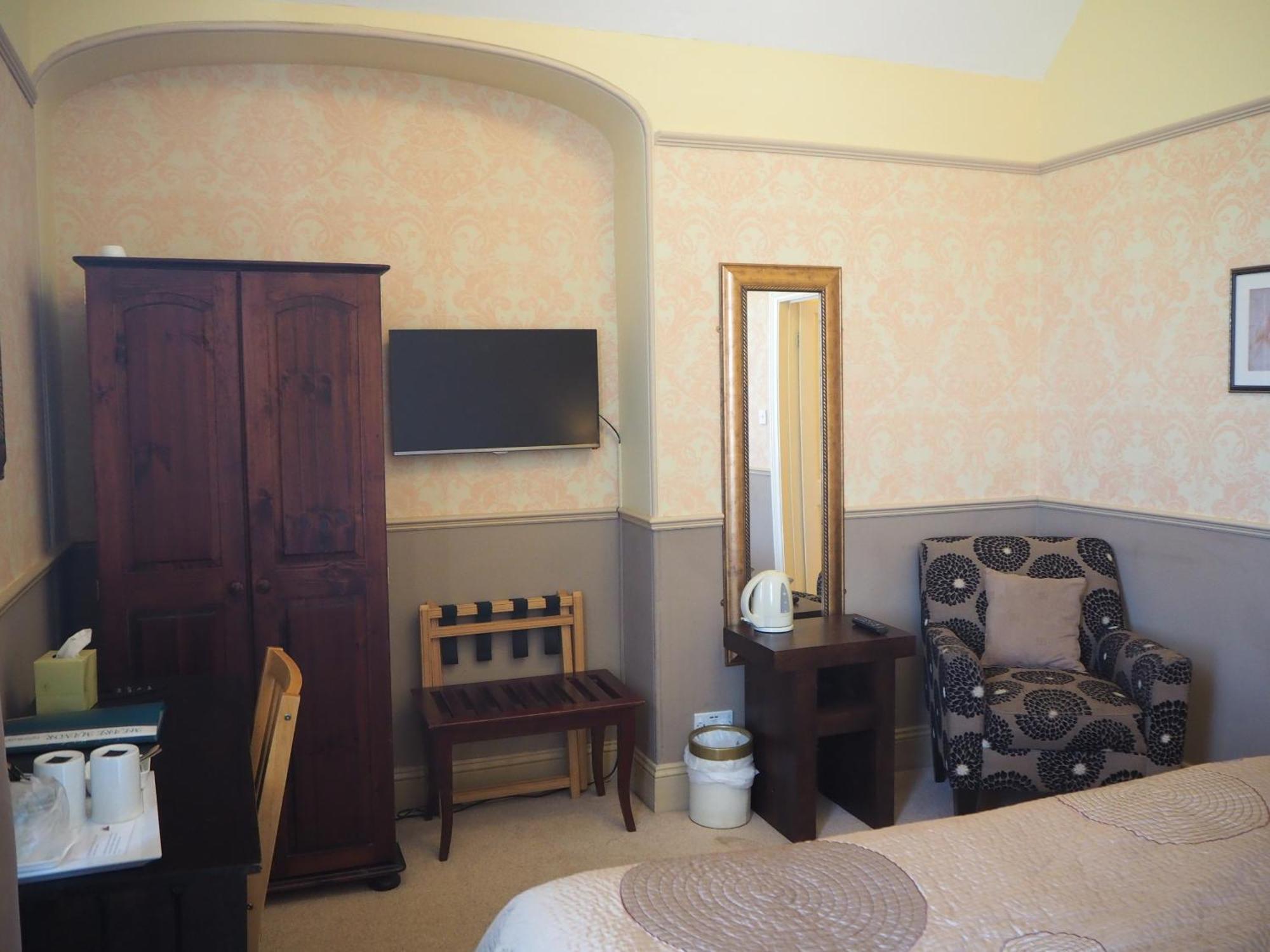Meare Manor Hotel Glastonbury Room photo